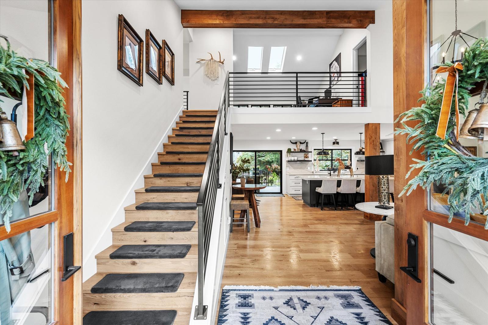 Open staircase to the loft